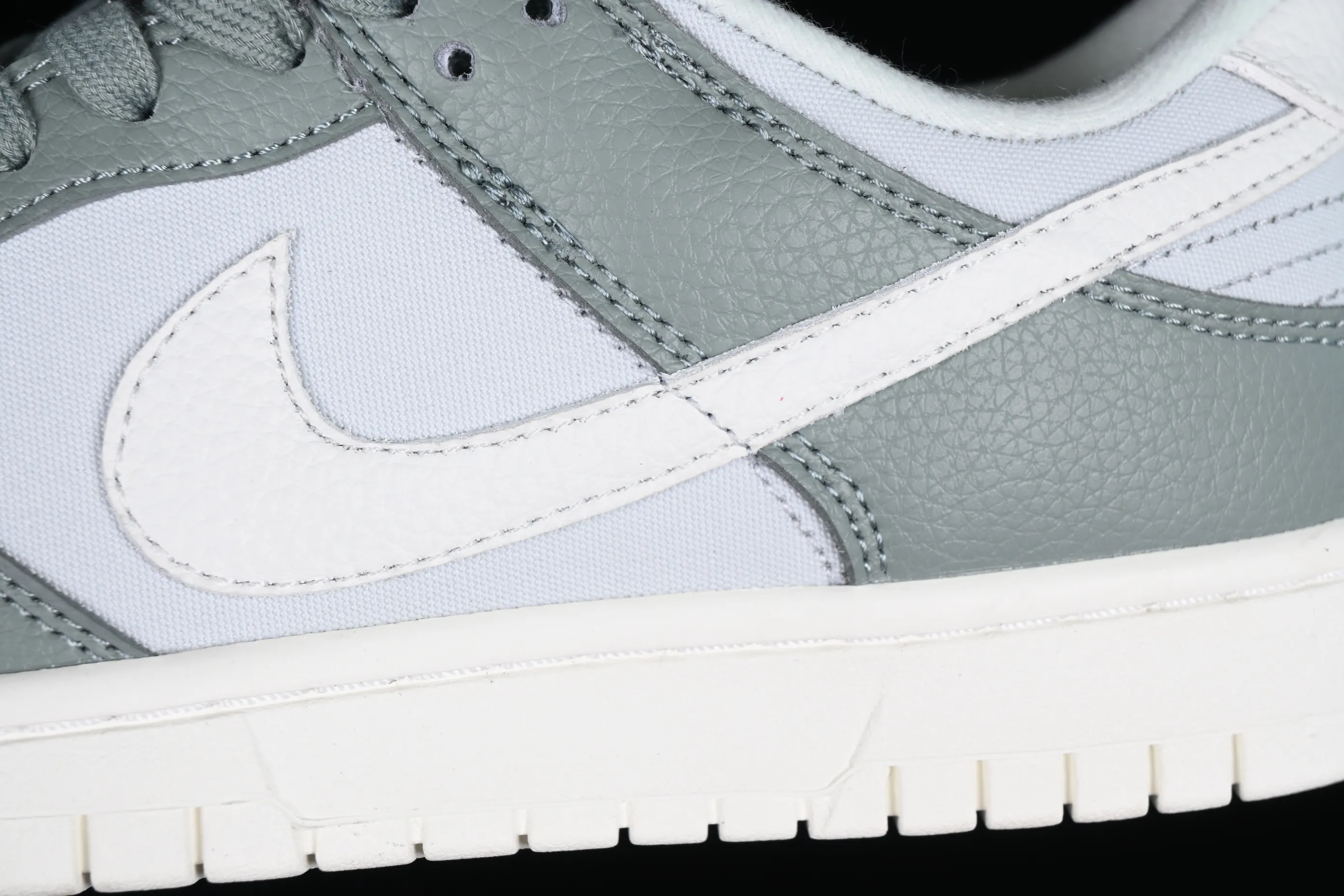 All categories Nk SB Dunk series Nk SB Dunk Low low-top sneakers Nk Dunk Low "Mica Green" mica green canvas SB low-top sports and leisure sneakers DV7212-300